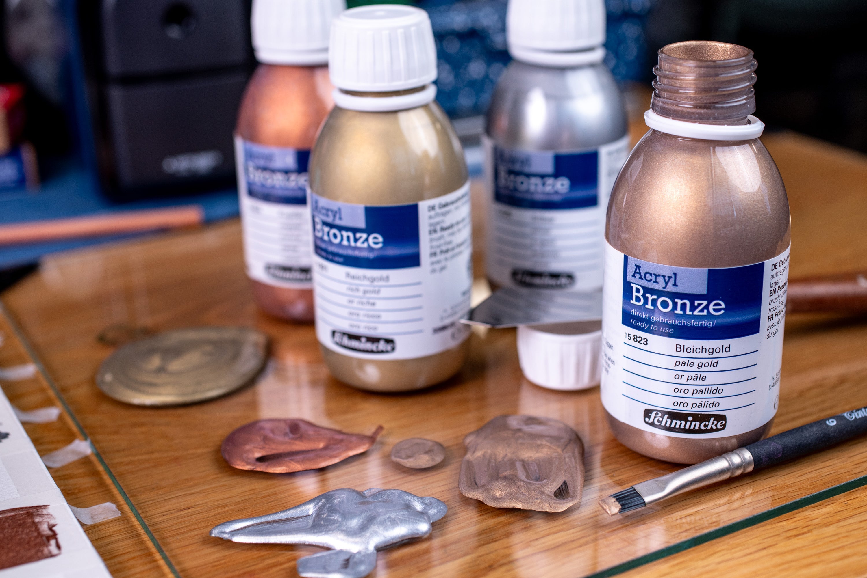 Schmincke Acryl Bronzes
