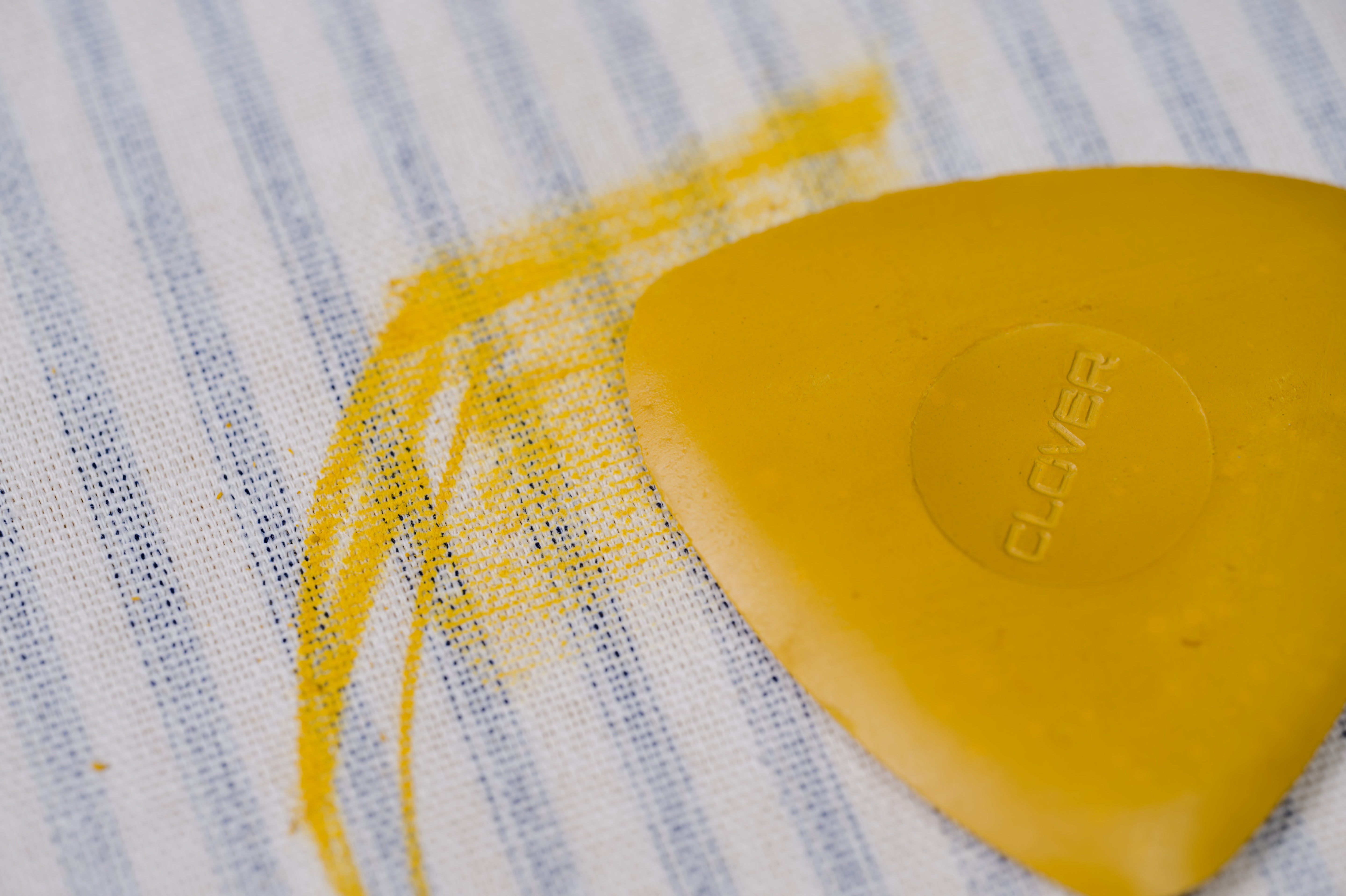 Triangle Tailor's Chalk, Yellow