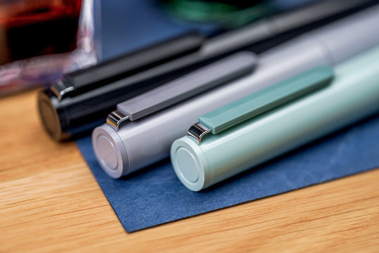TUZU Adjust Fountain Pen, Soft Grey