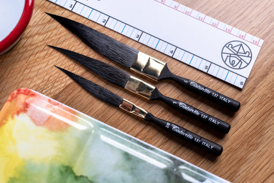 Series 137 Pinstriping Brush