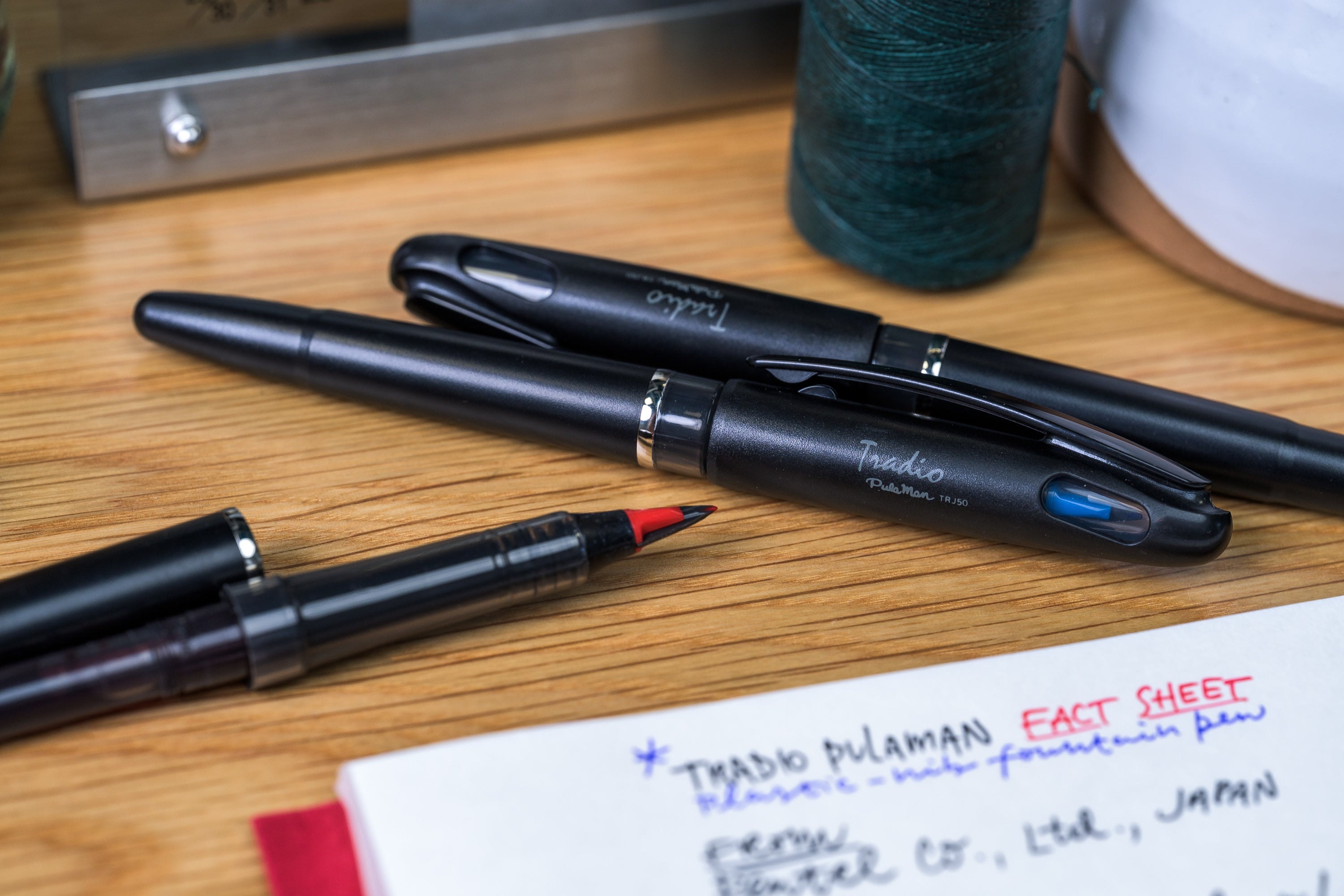 Tradio Pulaman Plastic Fountain Pen, Red