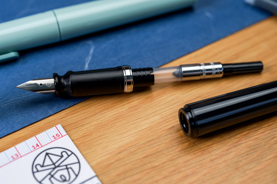 TUZU Adjust Fountain Pen, Soft Grey