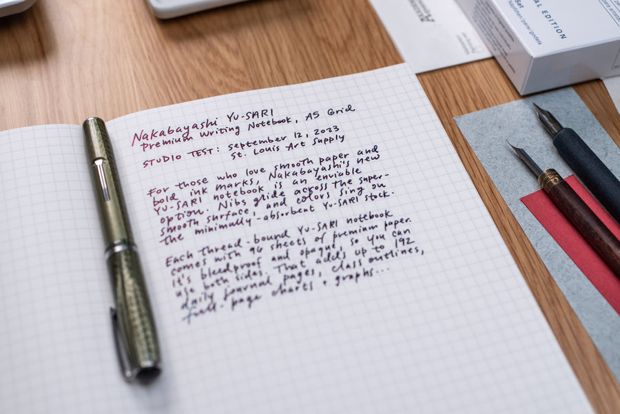 Yu-Sari Writing Notebook, Grid