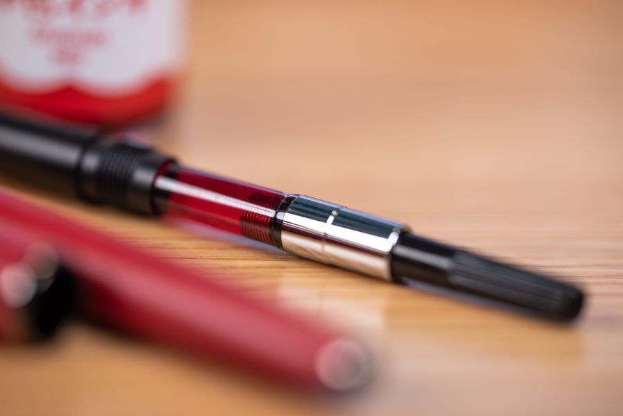 Teranishi Guitar Fountain Pen, Black