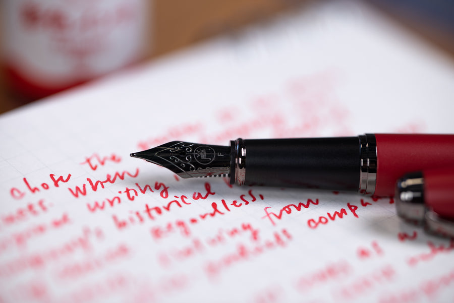 Teranishi Guitar Fountain Pen, Red
