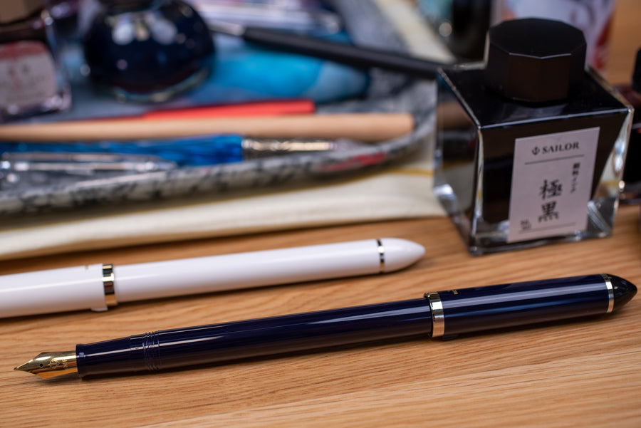 Fude DE Mannen Fountain Pen, Navy (40°)