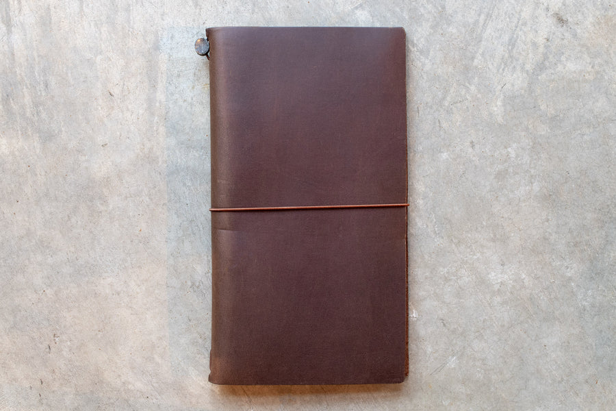 Traveler's Notebook Starter Set, Regular Size, Brown - St. Louis Art Supply